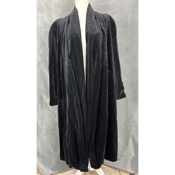 Vintage JS Collections Long Velvet Opera Coat Size Small Black Gothic Evening - Picture 10 of 13